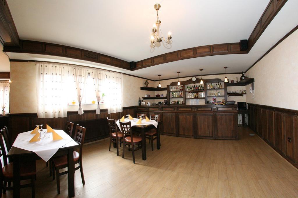 Curtea de Argeş 蒙大拿州派森尼旅馆酒店 外观 照片